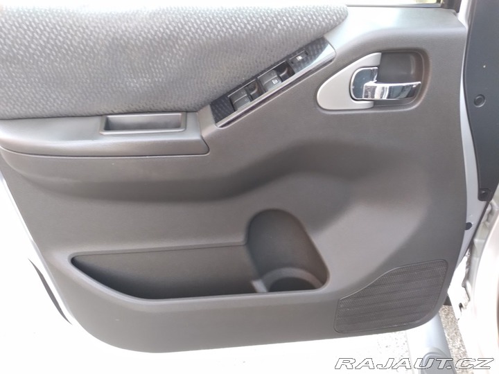 Nissan Navara D40 2.5 dCi 4x4 MANUÁL AC 2012