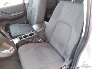 Nissan Navara D40 2.5 dCi 4x4 MANUÁL AC 2012