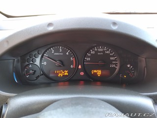 Nissan Navara D40 2.5 dCi 4x4 MANUÁL AC 2012