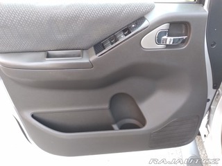 Nissan Navara D40 2.5 dCi 4x4 MANUÁL AC 2012