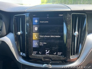 Volvo XC60 2.0 AWD MOMENTUM, ČR 2021