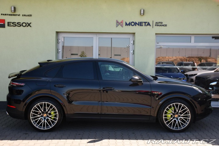 Porsche Cayenne 3.0E-REZERVACE 2021