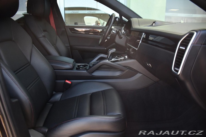 Porsche Cayenne 3.0E-Hybrid CHRONO PHEV T 2021