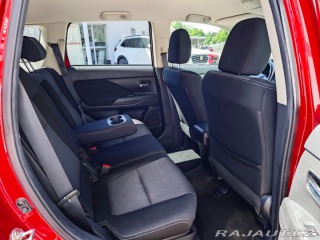 Mitsubishi Outlander 2.0 Mivec Diamant 2WD Kam 2017