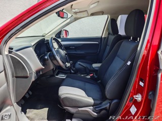 Mitsubishi Outlander 2.0 Mivec Diamant 2WD Kam 2017