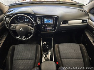 Mitsubishi Outlander 2.0 Mivec Diamant 2WD Kam 2017