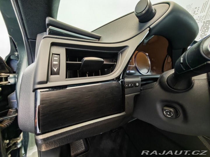 Lexus Ostatní modely ES 300h Limited Edition 2023
