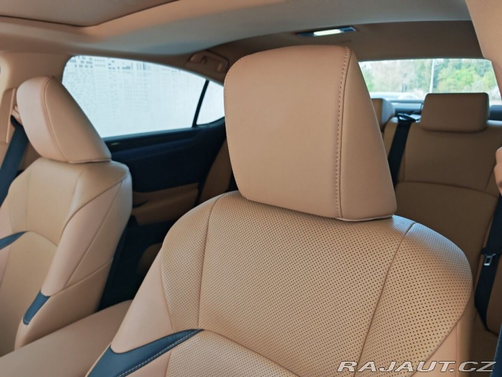 Lexus Ostatní modely ES 300h Limited Edition 2023