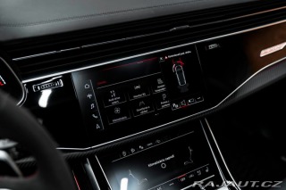 Audi RS Q8  2022