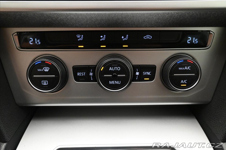 Volkswagen Passat 2,0 TDI 110 kW Navigace Z 2018