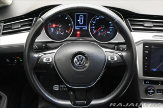 Volkswagen Passat 2,0 TDI 110 kW Navigace Z 2018