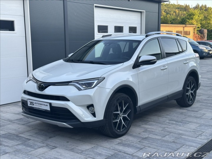Toyota RAV4 2,0 152PS Executive M/T 2016