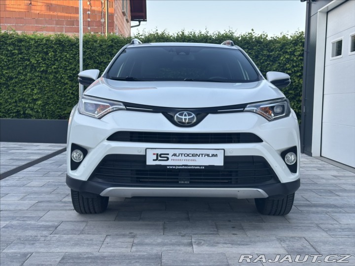 Toyota RAV4 2,0 152PS Executive M/T 2016