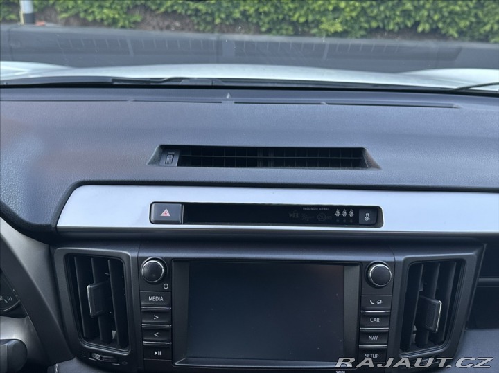 Toyota RAV4 2,0 152PS Executive M/T 2016