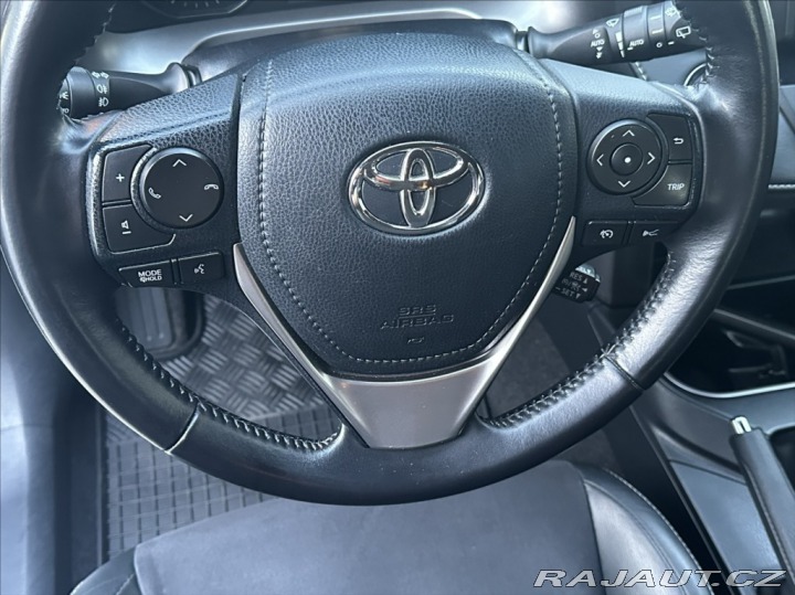Toyota RAV4 2,0 152PS Executive M/T 2016