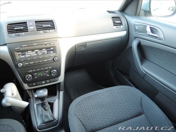 Škoda Yeti 2,0 TDi DSG 4x4 Uprava ZT 2011