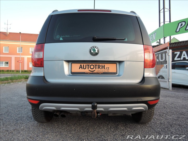 Škoda Yeti 2,0 TDi DSG 4x4 Uprava ZT 2011