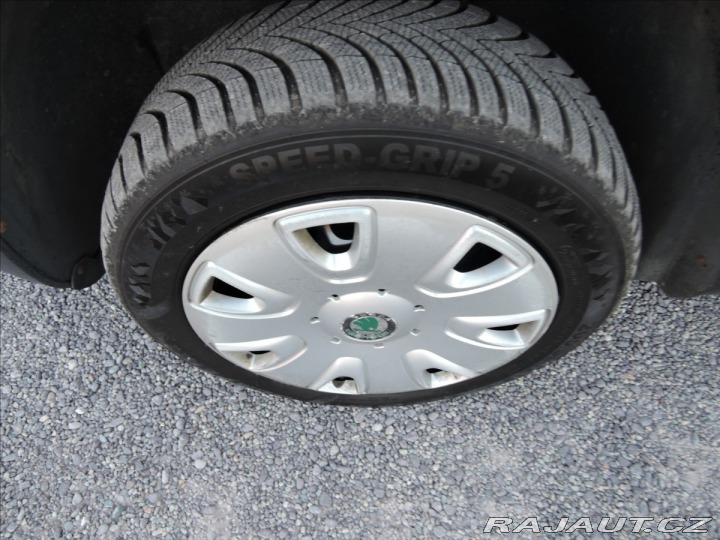 Škoda Yeti 2,0 TDi DSG 4x4 Uprava ZT 2011