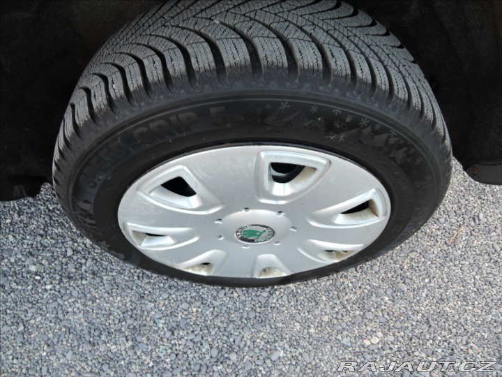 Škoda Yeti 2,0 TDi DSG 4x4 Uprava ZT 2011