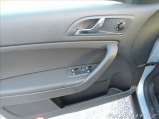 Škoda Yeti 2,0 TDi DSG 4x4 Uprava ZT 2011