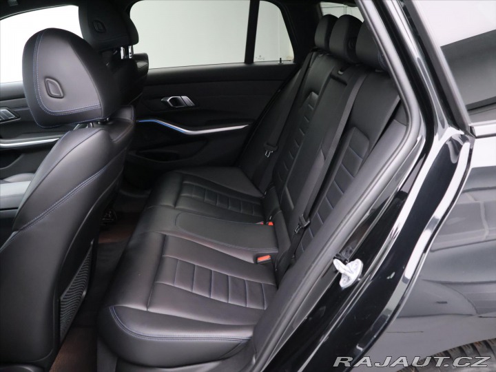 BMW 3 2,0 330e xDrive M-Paket L 2021