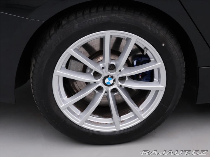 BMW 3 2,0 330e xDrive M-Paket L 2021