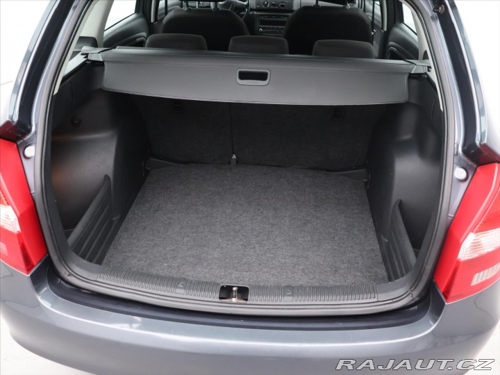 Škoda Fabia 1,2 12V 51kW Ambition Kli 2011