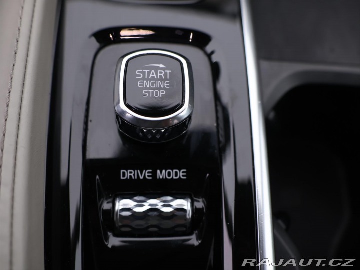Volvo XC90 2,0 B6 220kW AWD Dr-E Ins 2020