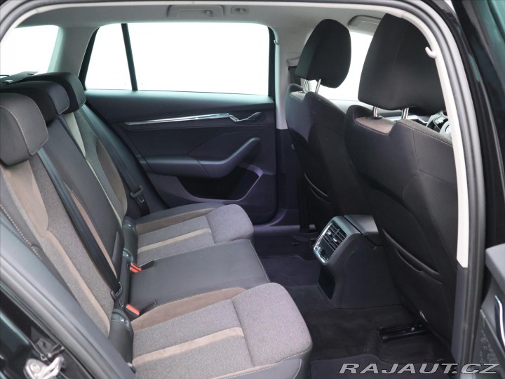 Škoda Octavia 2,0 TDI 4x4 DSG Scout DPH 2023