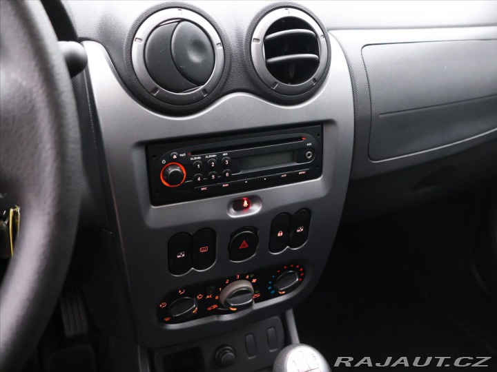 Dacia Duster 1,6 SCe 77kW Access Klima 2011