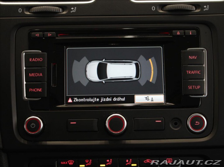 Volkswagen Golf 1,6 TDi 77Kw Comfort NAVI 2013