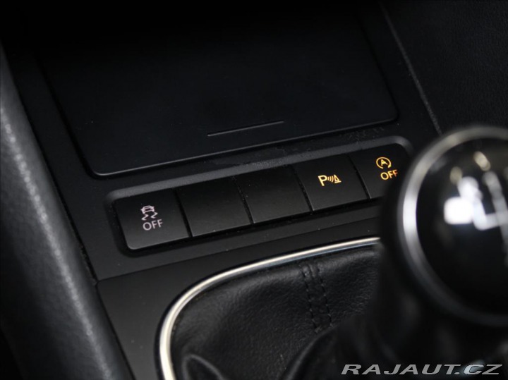Volkswagen Golf 1,6 TDi 77Kw Comfort NAVI 2013