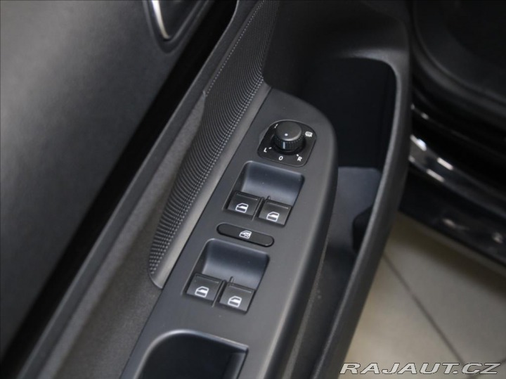 Volkswagen Golf Variant 1,6 TDi 77Kw Comf 2013