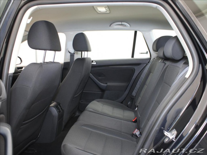 Volkswagen Golf Variant 1,6 TDi 77Kw Comf 2013