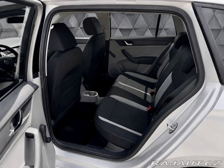 Škoda Rapid 1.2TSI M/T AMBITION SPACE 2014