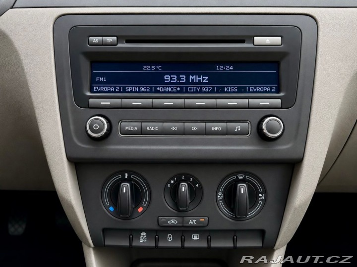 Škoda Rapid 1.2TSI M/T AMBITION SPACE 2014
