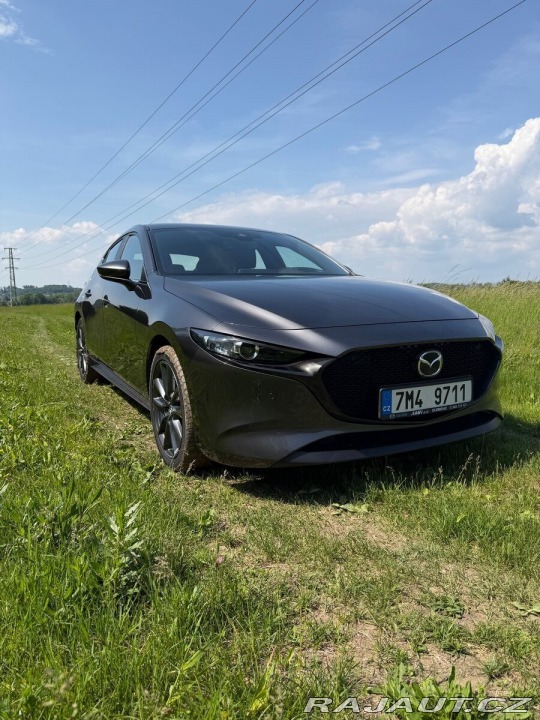 Mazda 3 2,0 2022