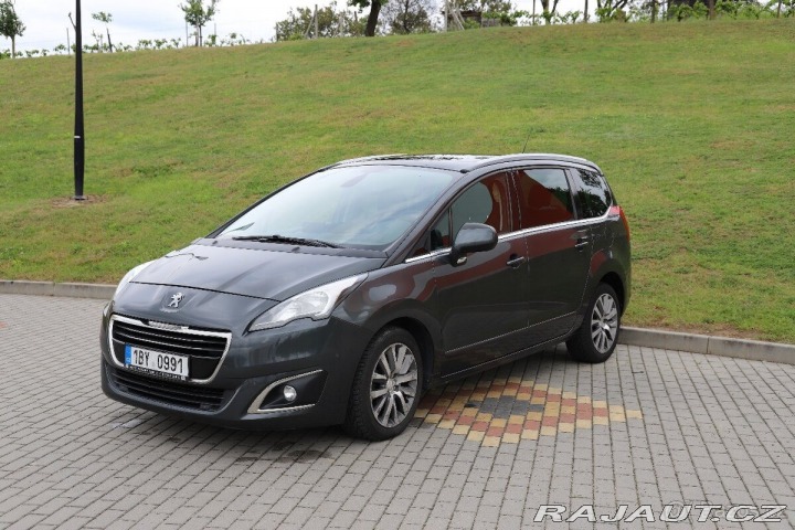 Peugeot 5008 2,0   HDI 120 kw 2015