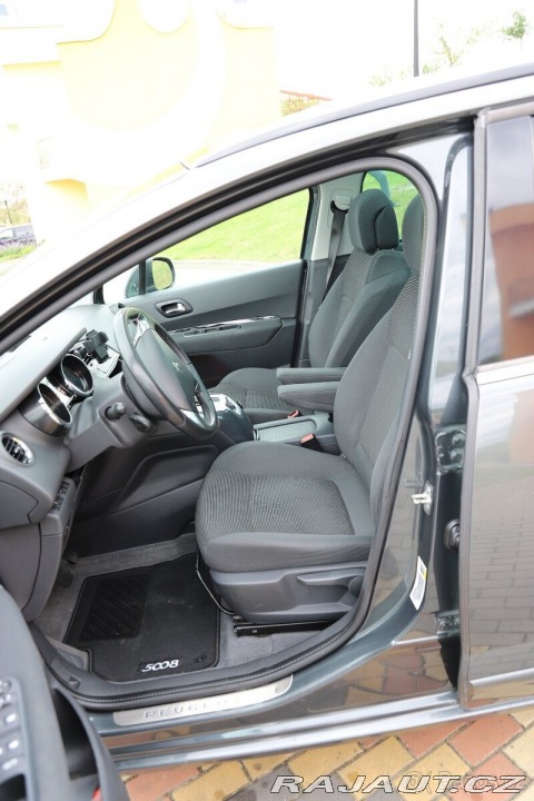 Peugeot 5008 2,0 HDI 120 kw 2015