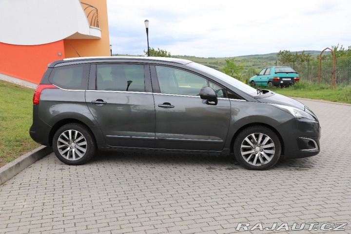 Peugeot 5008 2,0 HDI 120 kw 2015