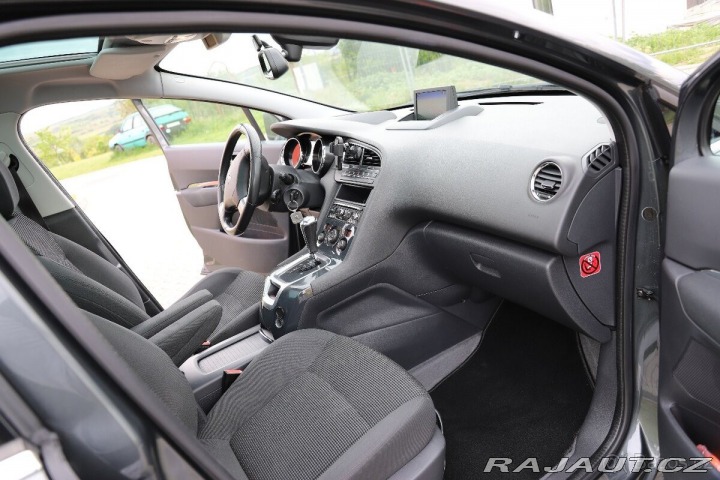 Peugeot 5008 2,0 HDI 120 kw 2015