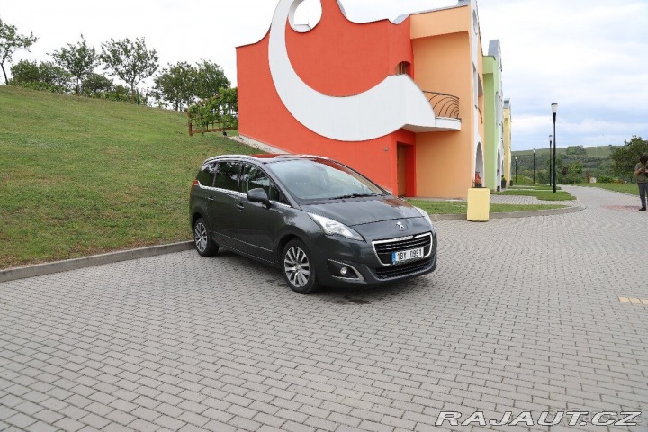 Peugeot 5008 2,0 HDI 120 kw 2015