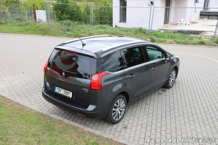 Peugeot 5008 2,0 HDI 120 kw 2015