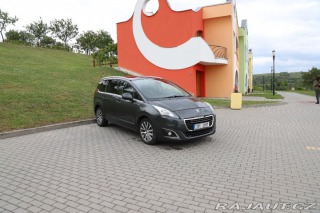Peugeot 5008 2,0   HDI 120 kw 2015
