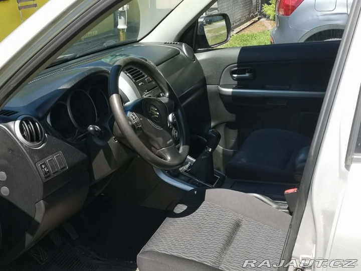 Suzuki Grand Vitara 1,9   2012 2012