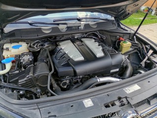 Volkswagen Touareg 3,0 tdi 176kw 1800