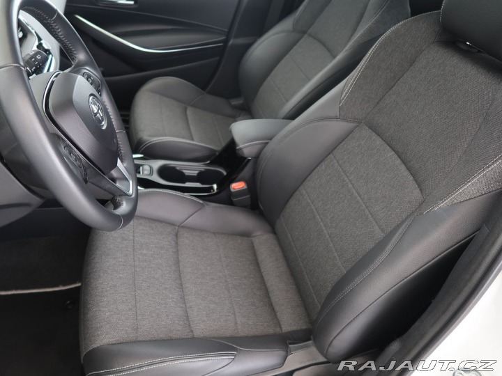 Toyota Corolla 1.8Hybrid,e-CVT,CZ,1Maj,S 2023