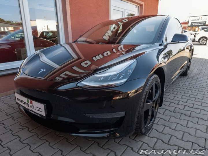 Tesla Model 3 Standard Range Plus 225kW 2019