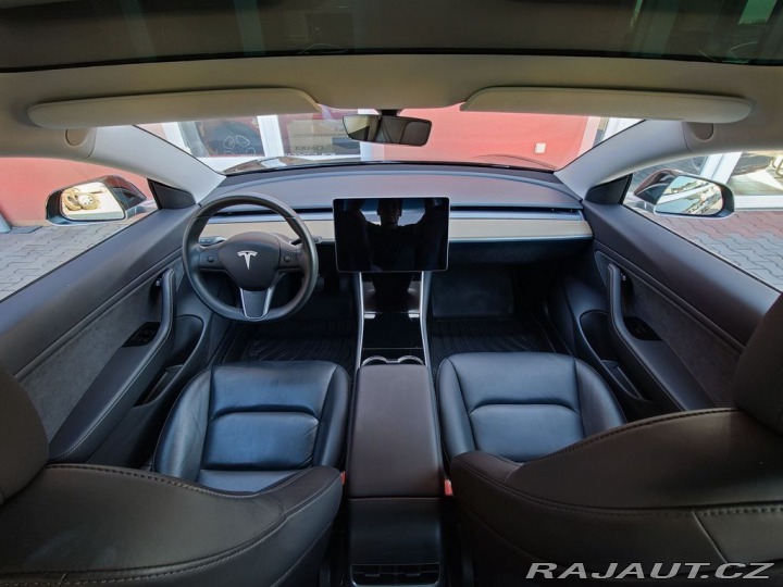 Tesla Model 3 Standard Range Plus 225kW 2019