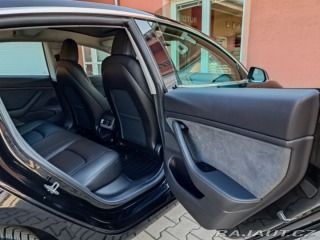 Tesla Model 3 Standard Range Plus 225kW 2019